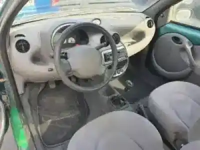 Veículo de Sucata ford ka (ccq) g/j4k do ano 2002 alimentado 