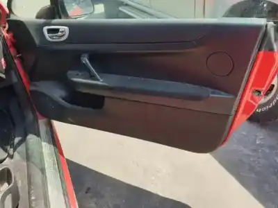 Véhicule à la ferraille peugeot                                            307 cc (s1)                                                                                                                                                                                                                                                rfn                                                                                                                                                                                                                                                        de l'année 2003 alimenté 