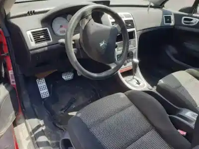 Véhicule à la ferraille peugeot                                            307 cc (s1)                                                                                                                                                                                                                                                rfn                                                                                                                                                                                                                                                        de l'année 2003 alimenté 