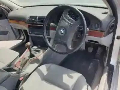 Veículo de Sucata bmw serie 5 berlina (e39) 306s3 do ano 2000 alimentado 