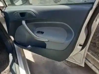 Veículo de Sucata ford fiesta (cb1) kvja do ano 2010 alimentado 