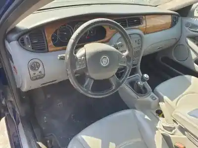 Здавання транспортного засобу jaguar x-type i (x400) 2.5 v6 a las 4 ruedas року 2003 потужний 