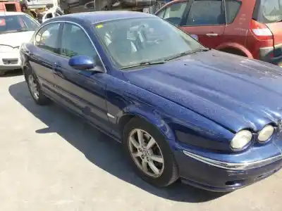 Здавання транспортного засобу jaguar x-type i (x400) 2.5 v6 a las 4 ruedas року 2003 потужний 