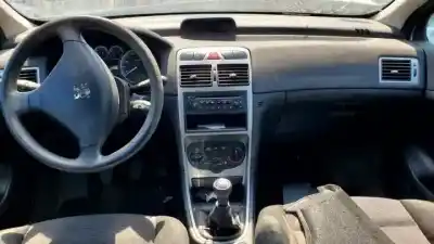 Здавання транспортного засобу peugeot 307 break / sw (s1) rhy(dw10td) року 2002 потужний 