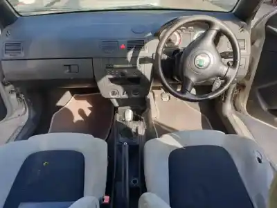 Scrapping Vehicle skoda fabia (6y2/6y3) asz of the year 2003 powered 