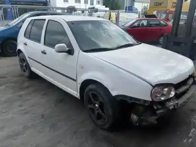 Veículo de Sucata volkswagen golf iv berlina (1j1) agr do ano 1997 alimentado 