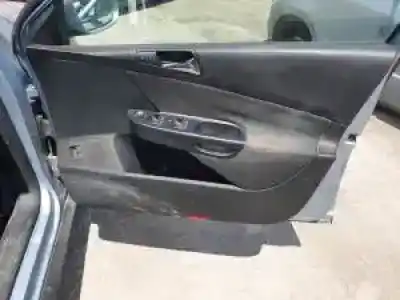 Veicolo di demolizione volkswagen passat berlina (3c2) d-bkp dell'anno 2005 alimentato 