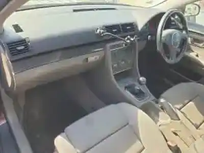 Hurda Aracı audi a4 berlina (8e) awx yılın 2001 güçlü 