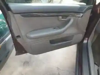 Hurda Aracı audi a4 berlina (8e) awx yılın 2001 güçlü 