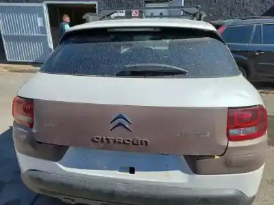 Здавання транспортного засобу citroen c4 cactus 9hp року 2014 потужний 