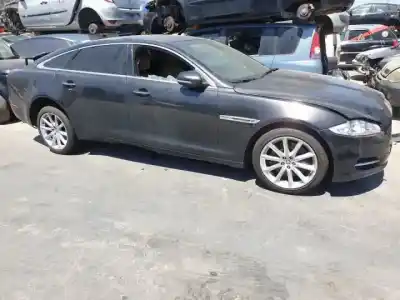 Veículo de Sucata jaguar xj 306dt do ano 2009 alimentado 