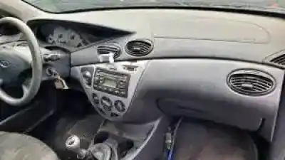 Veículo de Sucata ford focus berlina (cak) g/fydb do ano 1998 alimentado 