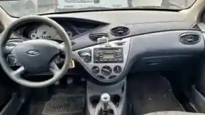 Veículo de Sucata ford focus berlina (cak) g/fydb do ano 1998 alimentado 