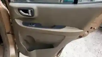 Veicolo di demolizione hyundai santa fe (sm) d4ea-v dell'anno 2001 alimentato 