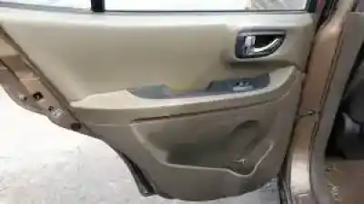 Veicolo di demolizione hyundai santa fe (sm) d4ea-v dell'anno 2001 alimentato 