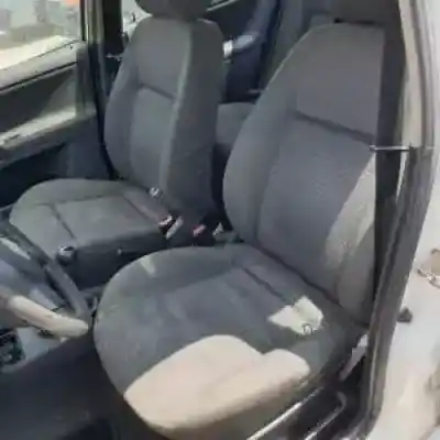 Veículo de Sucata volkswagen polo berlina (6n2) akk do ano 1999 alimentado 