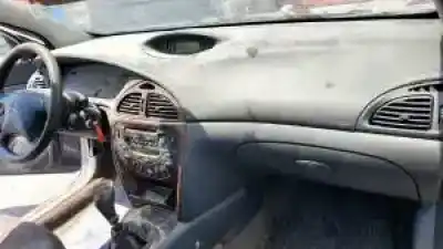 Veículo de Sucata citroen c5 berlina 4hx(dw12ted4/fap) do ano 2001 alimentado 