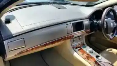 Scrapping Vehicle jaguar xf (x250) ajd of the year 2007 powered 