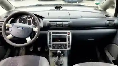 Здавання транспортного засобу ford galaxy (vy) auy року 2000 потужний 