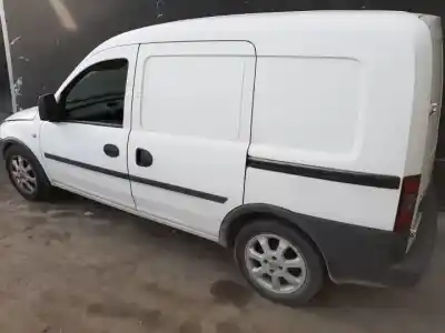 Sloopvoertuig opel combo y17dtl van het jaar 2002 aangedreven 