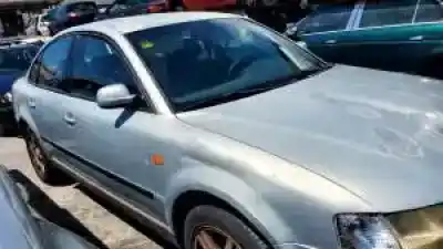 Véhicule à la ferraille volkswagen passat berlina (3b2) aeb de l'année 1996 alimenté 
