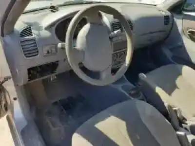 Scrapping Vehicle hyundai accent (lc) g4ea of the year 1999 powered 