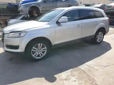 Sloopvoertuig audi                                               q7 (4l)                                                                                                                                                                                                                                                    bug                                                                                                                                                                                                                                                        van het jaar 2006 aangedreven 
