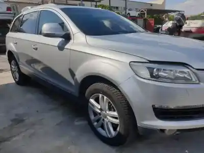 Sloopvoertuig audi                                               q7 (4l)                                                                                                                                                                                                                                                    bug                                                                                                                                                                                                                                                        van het jaar 2006 aangedreven 