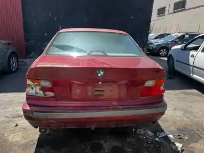 Veículo de Sucata bmw serie 3 berlina (e36) 184e2 do ano 1991 alimentado 