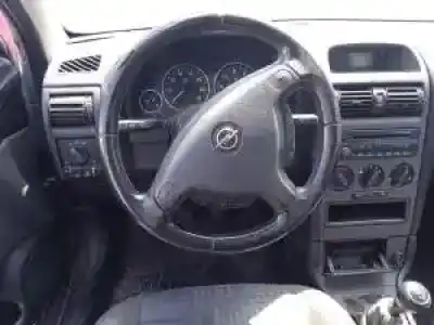 Vehicul casat opel astra g berlina y22dtr al anului 2002 alimentat 