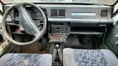 Veículo de Sucata citroen                                            c15                                                                                                                                                                                                                                                        1.8 diesel (161)                                                                                                                                                                                                                                           do ano 1986 alimentado 