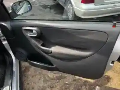 Veículo de Sucata opel corsa c (f68) z10xep do ano 2003 alimentado 