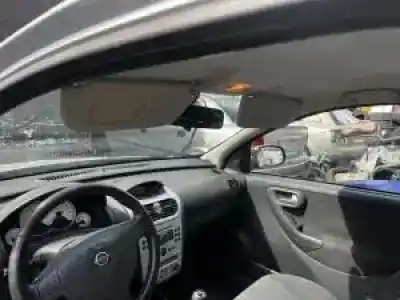 Veículo de Sucata opel corsa c (f68) z10xep do ano 2003 alimentado 