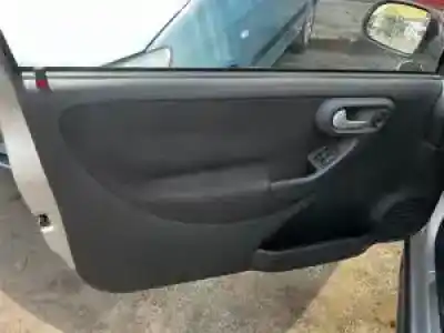 Veículo de Sucata opel corsa c (f68) z10xep do ano 2003 alimentado 