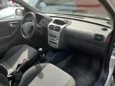 Veículo de Sucata opel corsa c (f68) z10xep do ano 2003 alimentado 