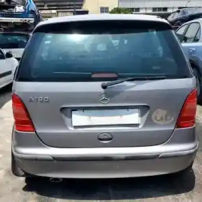 Veículo de Sucata mercedes-benz clase a (w168) 166990 do ano 1999 alimentado 