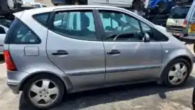 Veículo de Sucata mercedes-benz clase a (w168) 166990 do ano 1999 alimentado 