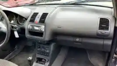 Veículo de Sucata volkswagen polo berlina (6n2) g/aud do ano 1999 alimentado 