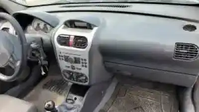 Veículo de Sucata opel corsa c (f68) z13dt do ano 2003 alimentado 