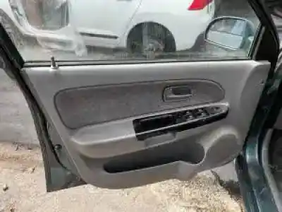 Verschrottungsfahrzeug kia rio (dc) a3d des jahres 2002 angetrieben 