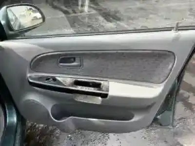 Verschrottungsfahrzeug kia rio (dc) a3d des jahres 2002 angetrieben 