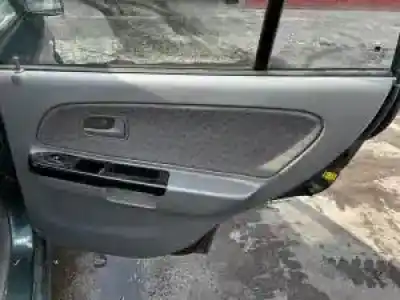 Verschrottungsfahrzeug kia rio (dc) a3d des jahres 2002 angetrieben 