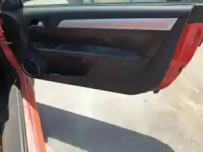 Veicolo di demolizione opel tigra twin top g-z14xep dell'anno 2004 alimentato 