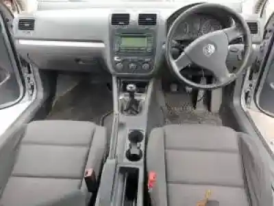 Veículo de Sucata volkswagen golf v berlina (1k1) bkd do ano 2003 alimentado 