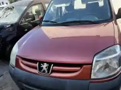 Veículo de Sucata peugeot partner (s2) rhy do ano 2002 alimentado 