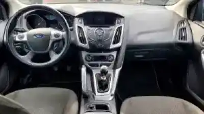 Sloopvoertuig ford focus lim. (cb8) t3da.t3db van het jaar 2010 aangedreven 