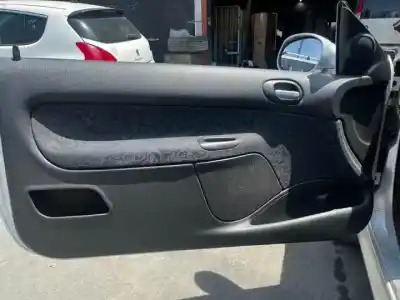 Sloopvoertuig peugeot 206 cc nfu(tu5jp4) van het jaar 2001 aangedreven 