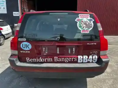 Sloopvoertuig volvo v70 familiar b5244s van het jaar 2000 aangedreven 