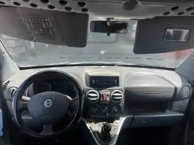 Здавання транспортного засобу fiat i doblò (119) 223a7000 року 2004 потужний 