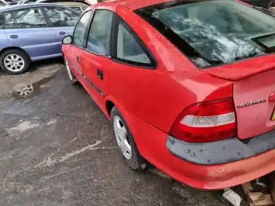 Vehicul casat opel vectra b berlina x18xe al anului 1995 alimentat 